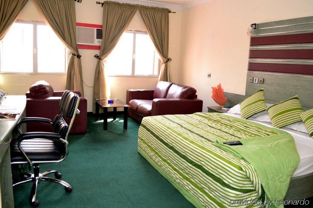 Hotel De Bently Abuja Buitenkant foto